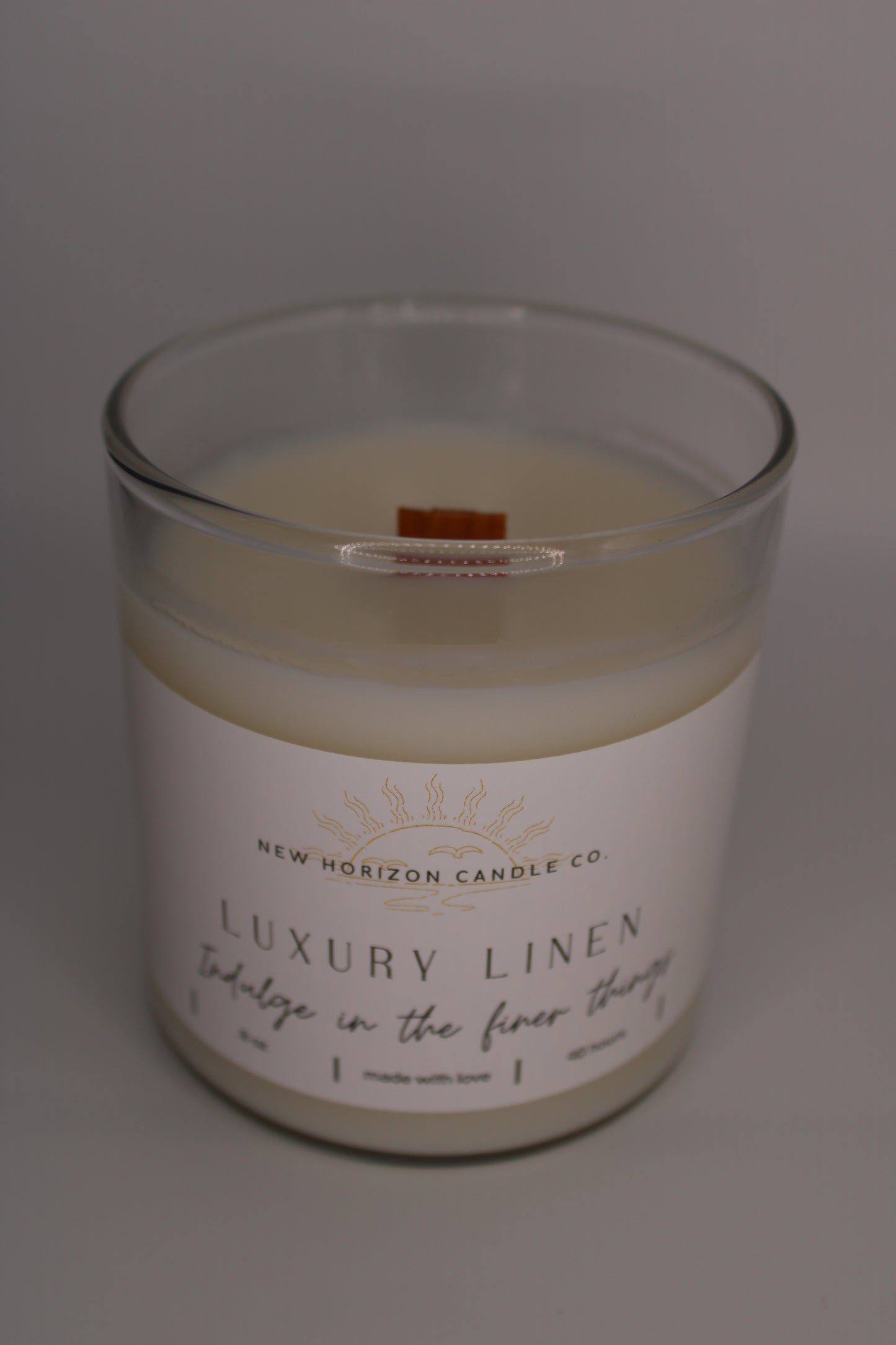 8oz Candle - Luxury Linen